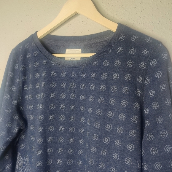 NWOT Levi's Sweater Size M - Picture 4 of 9